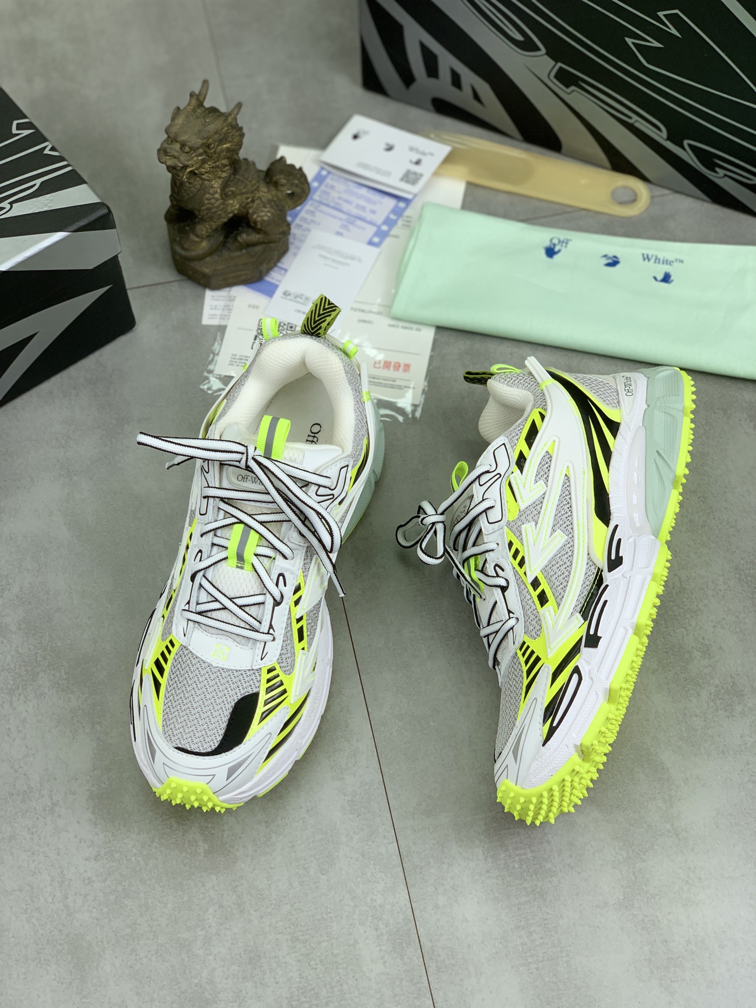 Off white sz35-46 06